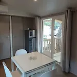 Familial A Avec Piscine *