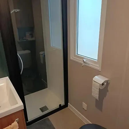 بيت للعطل Familial A Avec Piscine *